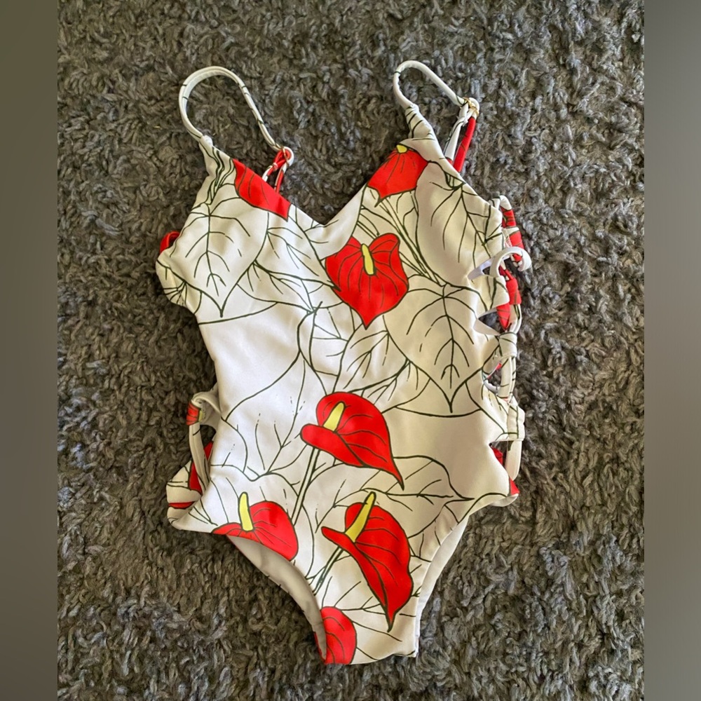 one piece bikini